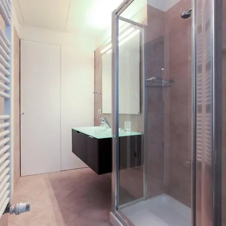 Brera Area - Lovely Apt Close To Piazza Duomo